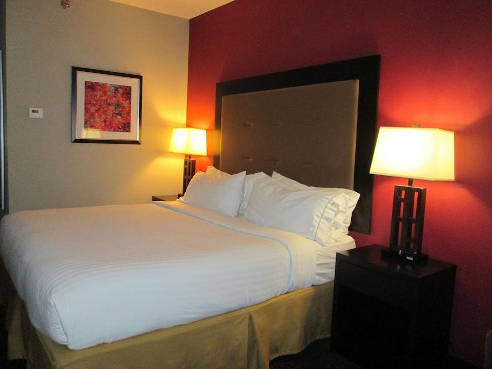 Holiday Inn Express Cloverdale - Greencastle By Ihg Екстериор снимка