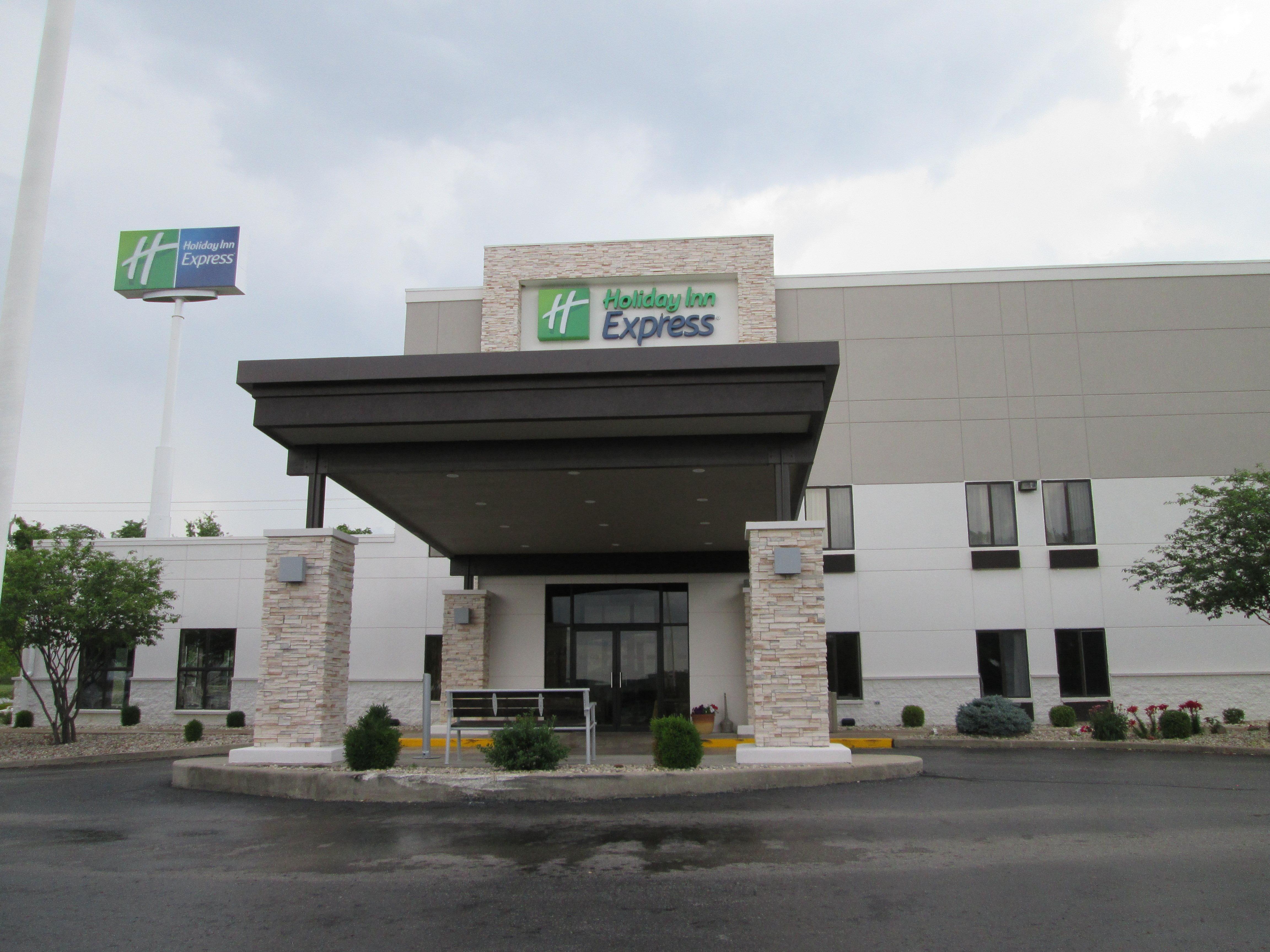 Holiday Inn Express Cloverdale - Greencastle By Ihg Екстериор снимка