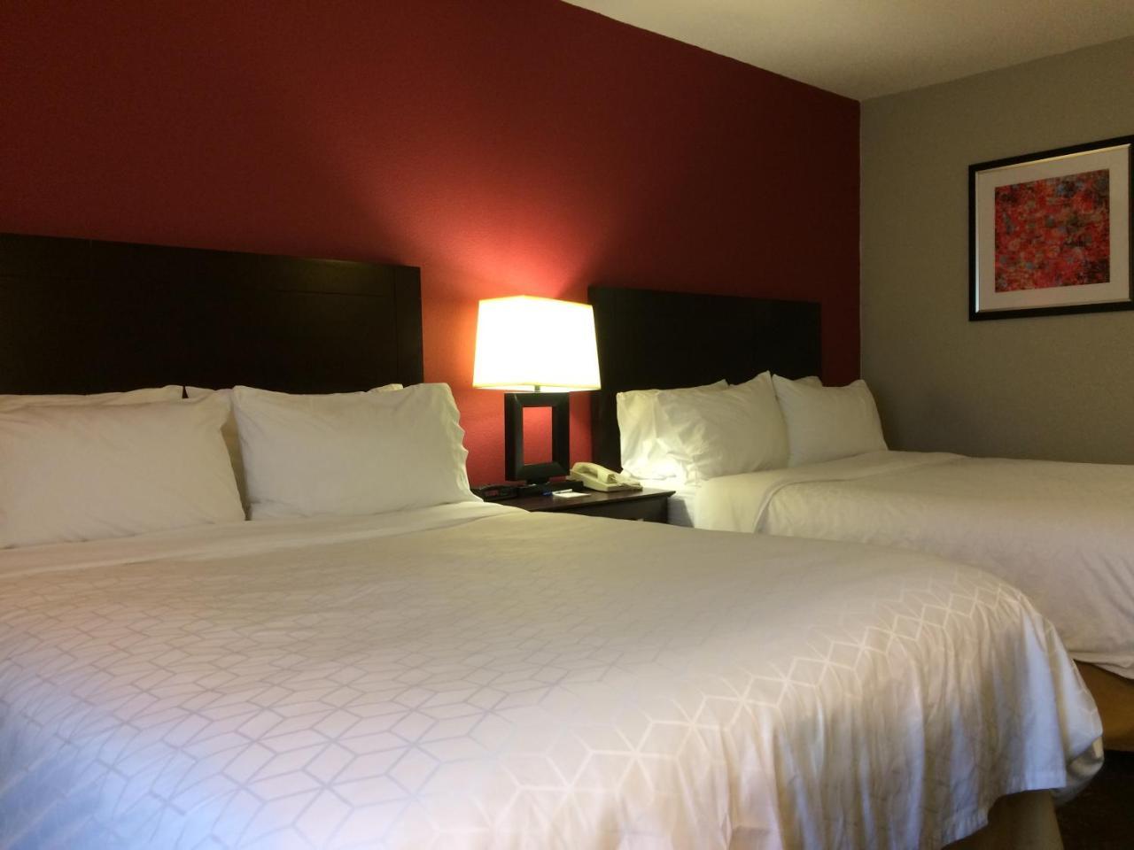 Holiday Inn Express Cloverdale - Greencastle By Ihg Екстериор снимка