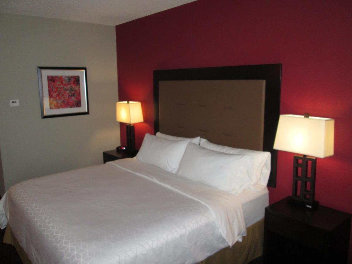 Holiday Inn Express Cloverdale - Greencastle By Ihg Екстериор снимка