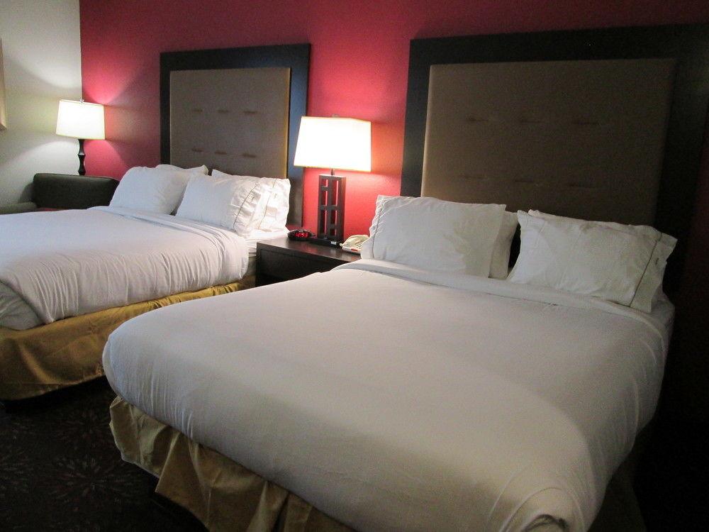 Holiday Inn Express Cloverdale - Greencastle By Ihg Екстериор снимка