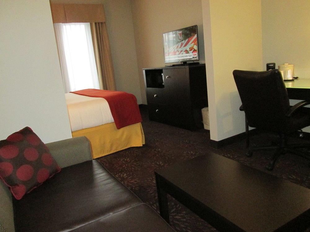 Holiday Inn Express Cloverdale - Greencastle By Ihg Екстериор снимка